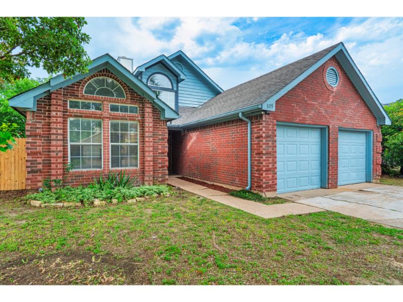 02-1115 Cherrytree Dr-02