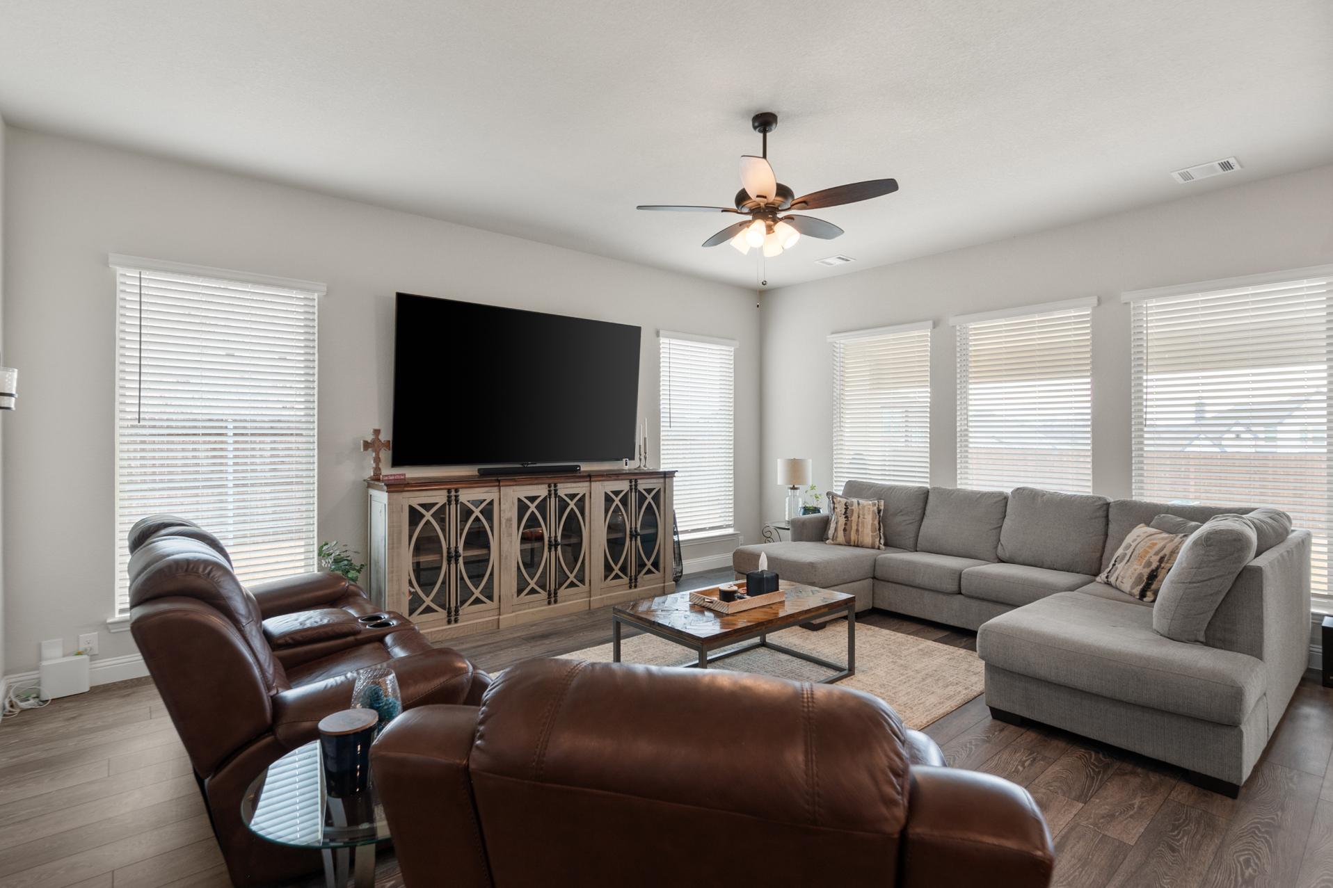 22-5626 Rowlan Row_5171