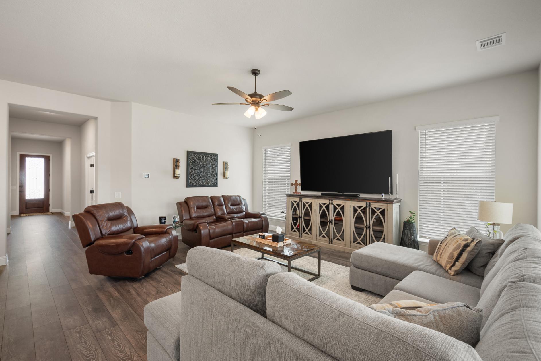 23-5626 Rowlan Row_5176