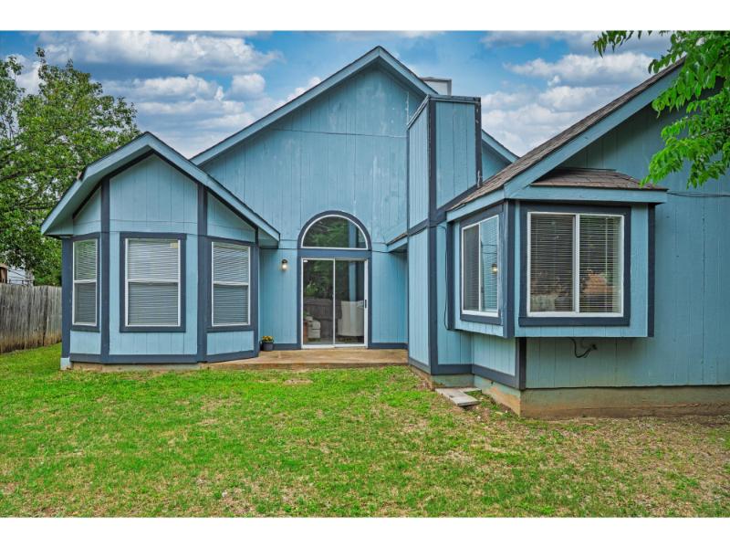 25-1115 Cherrytree Dr-25