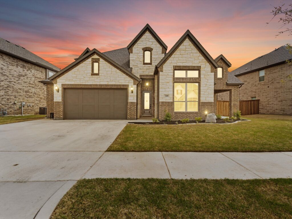 $500,000 homes in Mansfield TX